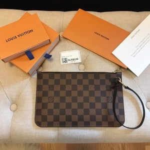 Louis Vuitton Neverfull Pouchette - Damier Ebene Print